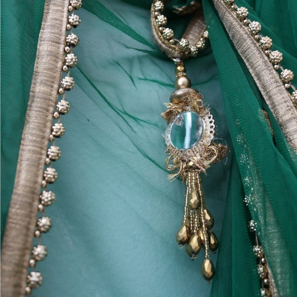 Indian/Pakistani Asian Weddings Fancy Capri Trousers Kameez dress size Small - Picture 15 of 16